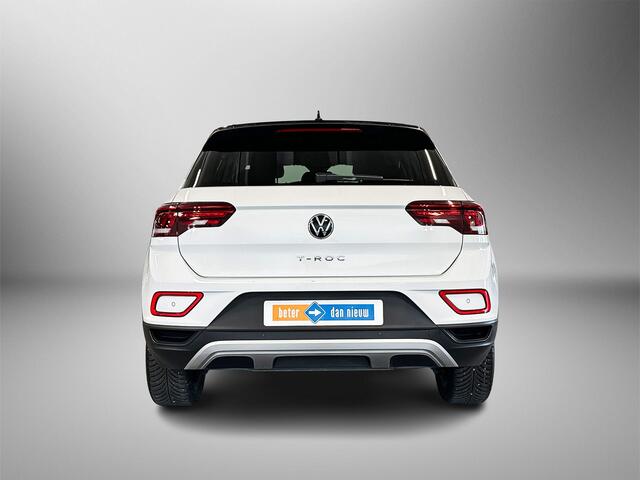 Volkswagen T-Roc 1.5 TSI 150pk Life Business Carplay / Trekhaak / Adaptive Cruise Control