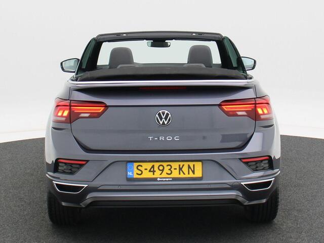 Volkswagen T-Roc Cabrio 1.5 TSi 150 Pk Automaat R-Line | LED | Digitaal Dashboard | Adaptive Cruise | Carplay | Sensoren | 17 Inch | 40.518 Km!!