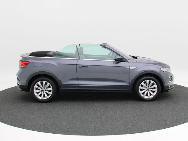 Volkswagen T-Roc Cabrio 1.5 TSi 150 Pk Automaat R-Line | LED | Digitaal Dashboard | Adaptive Cruise | Carplay | Sensoren | 17 Inch | 40.518 Km!!