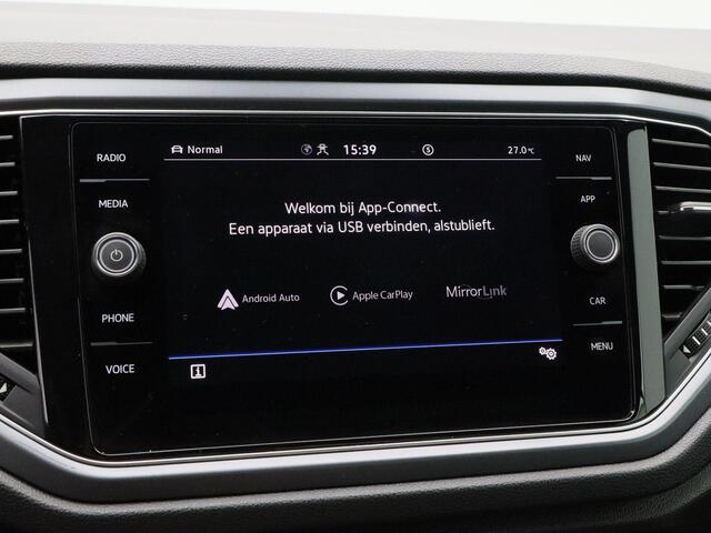 Volkswagen T-Roc Cabrio 1.5 TSi 150 Pk Automaat R-Line | LED | Digitaal Dashboard | Adaptive Cruise | Carplay | Sensoren | 17 Inch | 40.518 Km!!