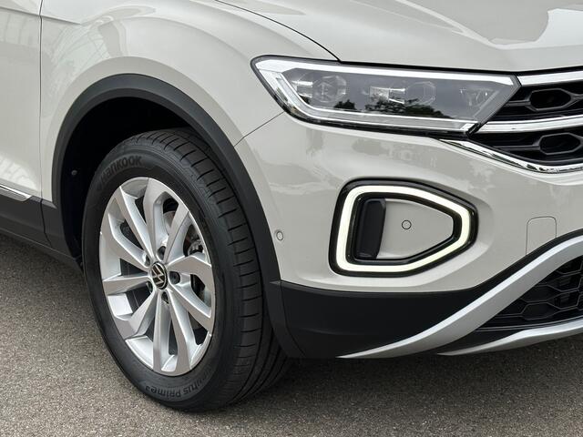 Volkswagen T-Roc 1.5 TSI 150pk DSG Style Carplay | Camera | Keyless | Elek. Achterklep | Rijklaar incl. garantie