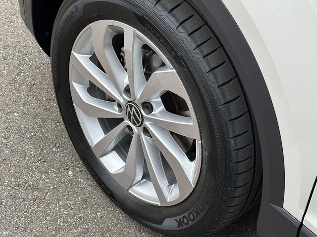 Volkswagen T-Roc 1.5 TSI 150pk DSG Style Carplay | Camera | Keyless | Elek. Achterklep | Rijklaar incl. garantie