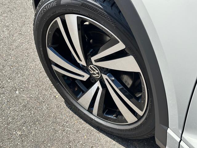 Volkswagen T-Roc 1.5 TSI 150pk DSG R-Line | Camera | Keyless | Elek. Achterklep | Dode hoek | Rijklaar incl. 1 jaar Bovag garantie
