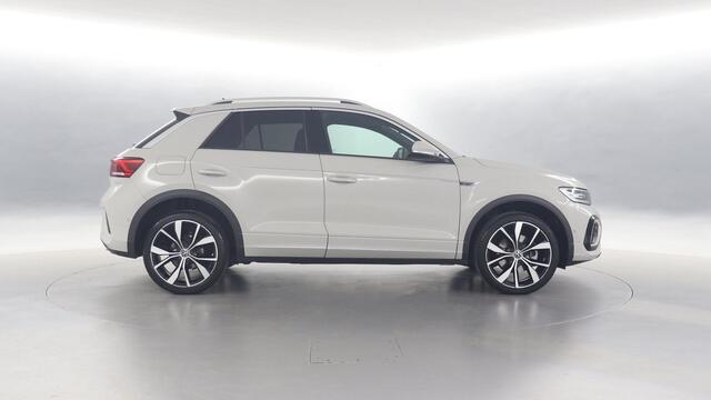 Volkswagen T-Roc 1.5 TSI 150pk R-Line Business DSG / Navigatie / Stoelverwarming / Camera