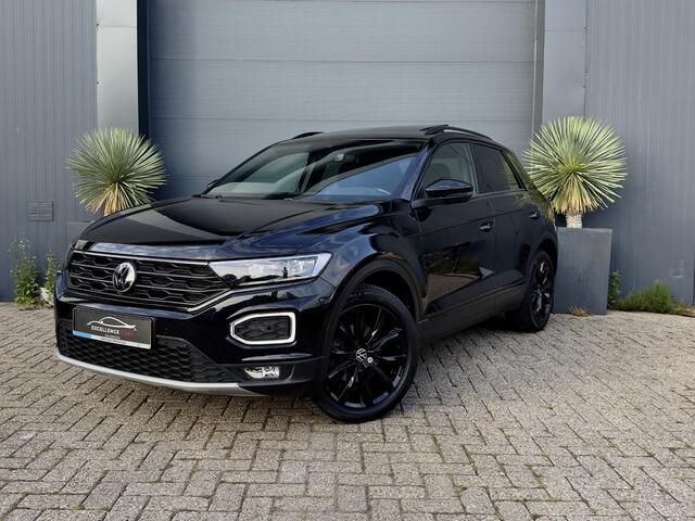 Volkswagen T-Roc 1.5 TSI Sport Virtual Pano Camera ACC Automaat