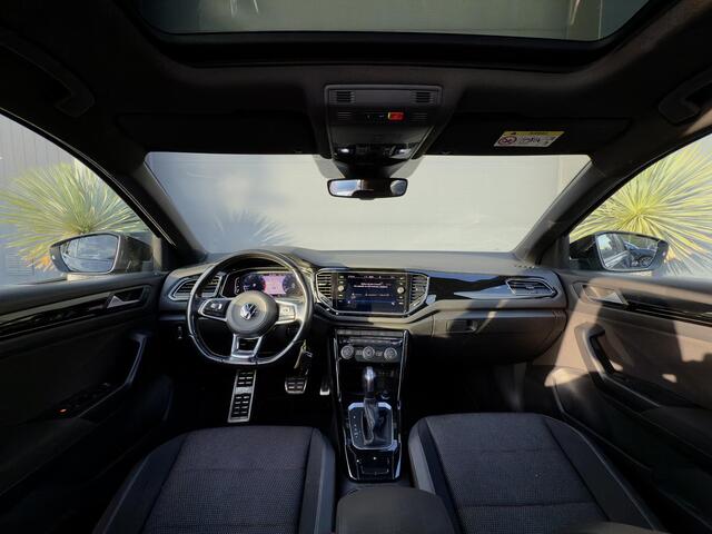 Volkswagen T-Roc 1.5 TSI Sport Virtual Pano Camera ACC Automaat