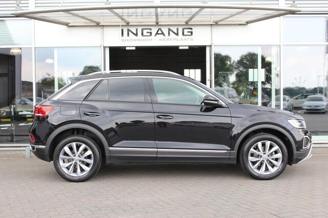 Volkswagen T-Roc 1.5 TSI Style | Carplay | Trekhaak | Cruise |