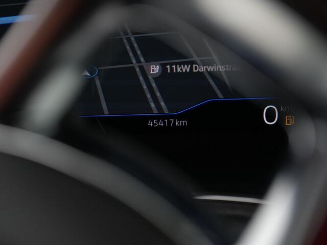 Volkswagen T-Roc 1.5 TSI 150 pk DSG Sport | Panoramadak | Trekhaak | Achteruitrijcamera | Navigatie | Stoelverwarming