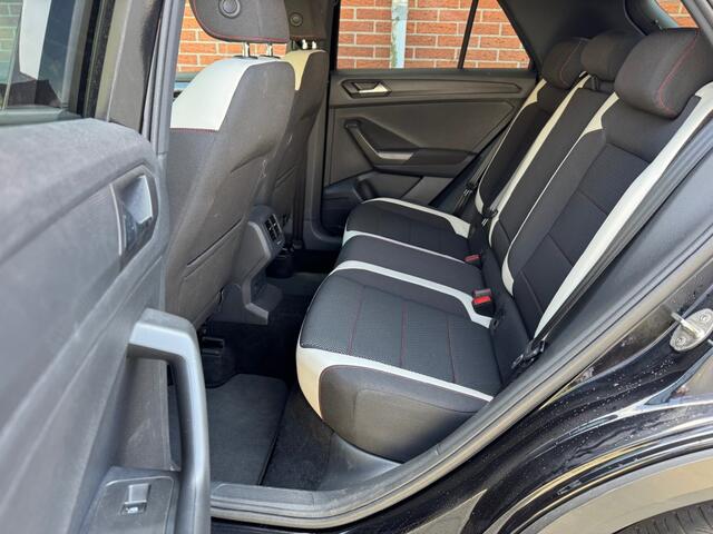 Volkswagen T-Roc 1.5 TSI SPORT DSG trekhaak camera climate control