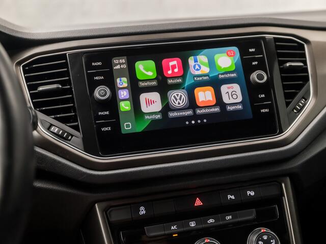 Volkswagen T-Roc 1.0 TSI Sport (APPLE CARPLAY, GROOT NAVI, PARKEERSENSOREN, SPORTSTOELEN, ADAPTIVE CRUISE, DAB+, NIEUWE APK, NIEUWSTAAT)