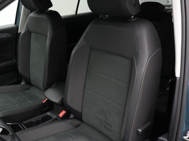 Volkswagen T-Roc 1.5 TSI 150 pk DSG Style | LED koplampen | Achteruitrijcamera | Stoelverwarming | Keyless Entry | Travel Assist | 17 inch