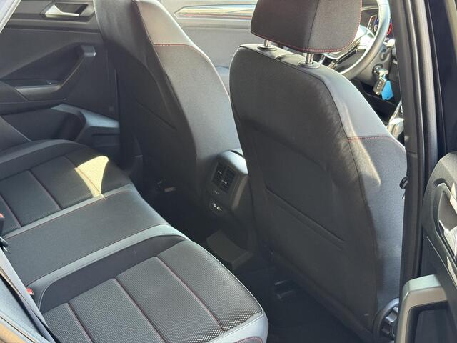 Volkswagen T-Roc 1.5 TSI Sport R Line,Trekh,Cruise,Camera,App,