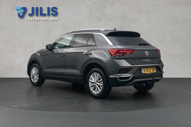 Volkswagen T-Roc 1.5 TSI Style | Trekhaak | Parkeersensoren | Adaptieve cruise control