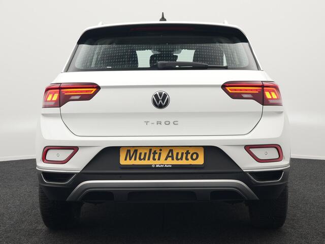 Volkswagen T-Roc 1.5 TSI Style Automaat 150pk Dealer O.H | Trekhaak Afneembaar | Adaptive Cruise | Alcantara Sportstoelen Massage | Camera | Navigatie | IQ Light | Apple Carplay | Virtual | Stoelverwarming | DAB |