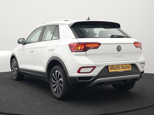 Volkswagen T-Roc 1.5 TSI Style Automaat 150pk Dealer O.H | Trekhaak Afneembaar | Adaptive Cruise | Alcantara Sportstoelen Massage | Camera | Navigatie | IQ Light | Apple Carplay | Virtual | Stoelverwarming | DAB |