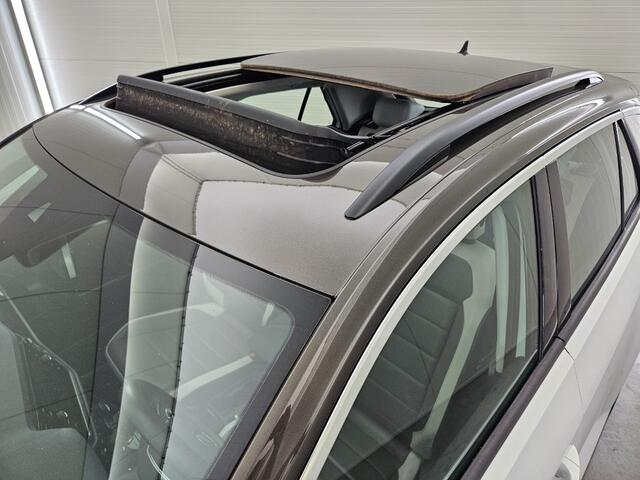 Volkswagen T-Roc 1.5 TSI Sport Business R Panoramadak