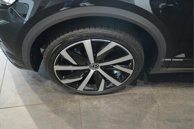 Volkswagen T-Roc Cabrio 1.5 TSI 3X R-LINE Black Style navi cruise led 19 inch !!