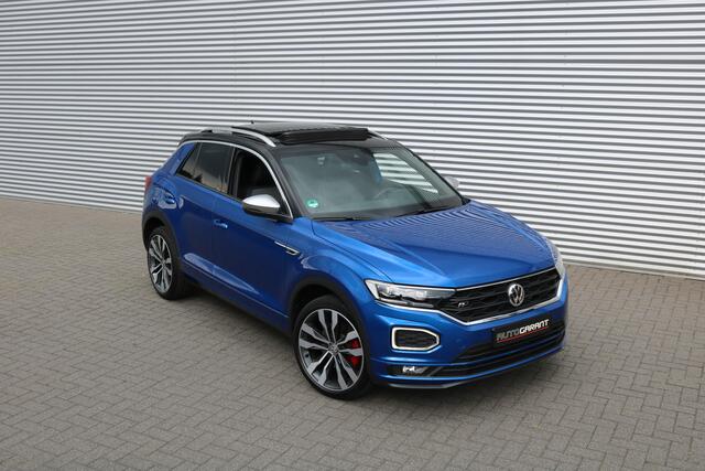 Volkswagen T-Roc 1.5 TSI R-Line DSG (Panodak VirtualCockpit ACC Camera Keyless Trekhaak Full-Led 19InchLMV PrivacyGlass Pdc V+A)