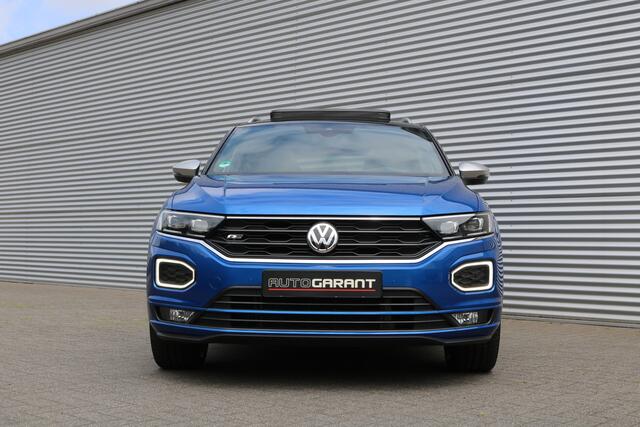 Volkswagen T-Roc 1.5 TSI R-Line DSG (Panodak VirtualCockpit ACC Camera Keyless Trekhaak Full-Led 19InchLMV PrivacyGlass Pdc V+A)