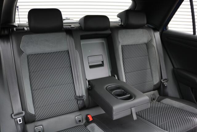 Volkswagen T-Roc 1.5 TSI R-Line DSG (Panodak VirtualCockpit ACC Camera Keyless Trekhaak Full-Led 19InchLMV PrivacyGlass Pdc V+A)