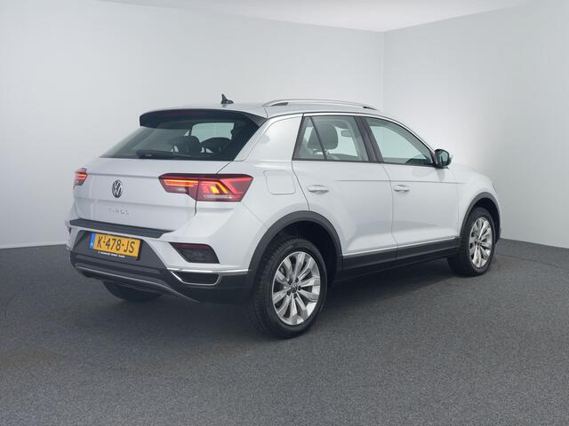 Volkswagen T-Roc 1.5 TSI Sport | Virtual | LED | Carplay | ACC |