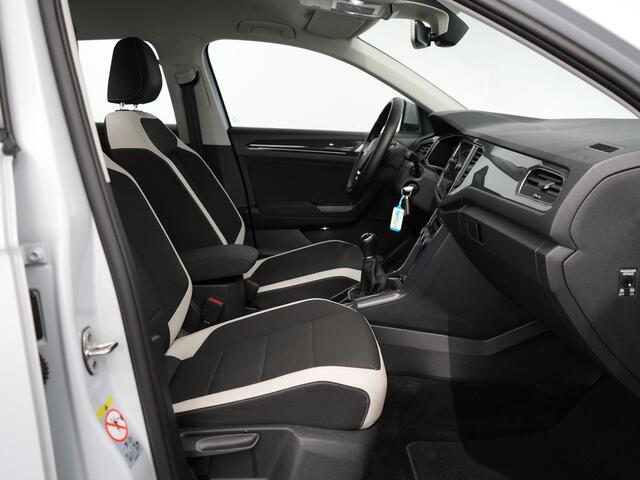 Volkswagen T-Roc 1.5 TSI Sport | Virtual | LED | Carplay | ACC |
