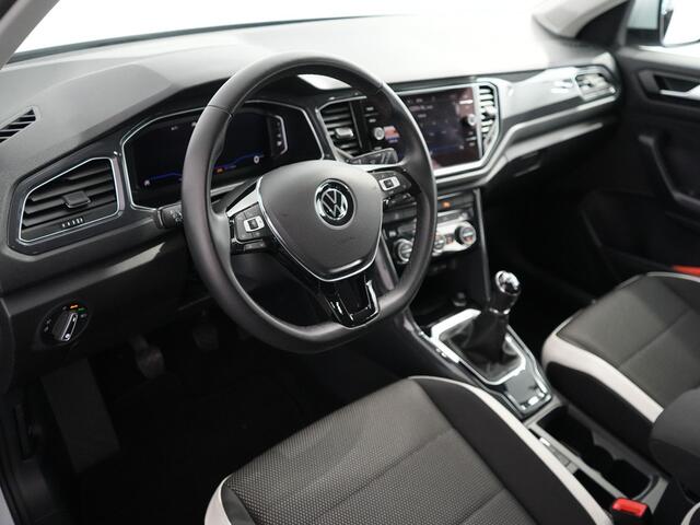 Volkswagen T-Roc 1.5 TSI Sport | Virtual | LED | Carplay | ACC |