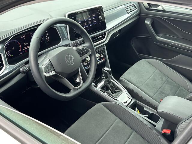 Volkswagen T-Roc 1.5 TSI 150pk DSG Style Carplay | Camera | Keyless | Elek. Achterklep | Rijklaar incl. garantie