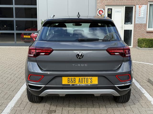 Volkswagen T-Roc 1.5 TSI 150pk DSG Black-Style l ACC l BLIS l CAMERA l ECC l LED l NAVI l TREKHAAK l 17.000km
