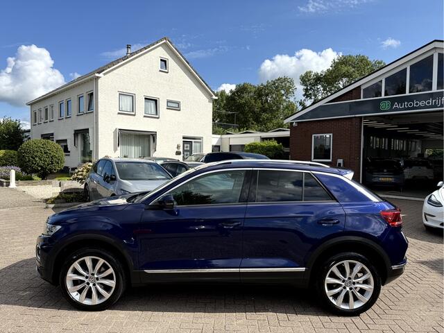 Volkswagen T-Roc 1.5 TSI Sport Camera, 18'Lmv, App Connect