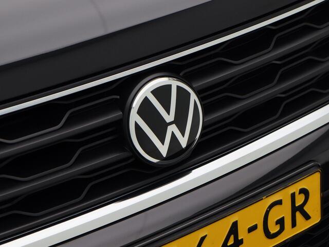 Volkswagen T-Roc 1.5 TSI Sport | Led | Stoelverwarming | Navi | Carplay | Climate | Parkeersensoren