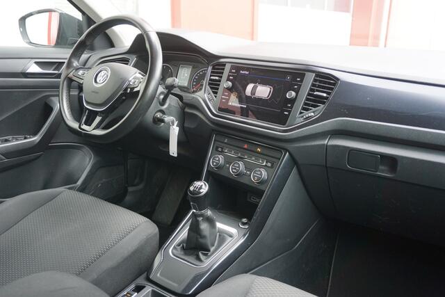 Volkswagen T-Roc 1.6 TDI Style Business | Climate | Navi | Trekhaak |