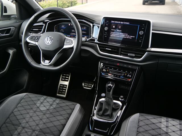 Volkswagen T-Roc 1.5 TSI 150pk R-Line Edition Automaat Apple Carplay / 18 inch / IQ Light / Stoelverwarming