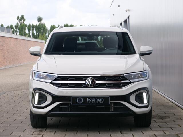 Volkswagen T-Roc 1.5 TSI 150pk R-Line Edition Automaat Apple Carplay / 18 inch / IQ Light / Stoelverwarming