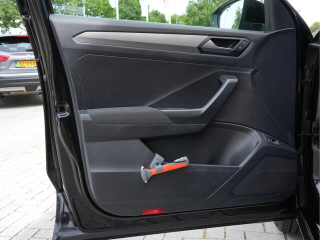 Volkswagen T-Roc 1.5 TSI DSG Style Business | Navigatie | Climate Control | Virtual | Camera