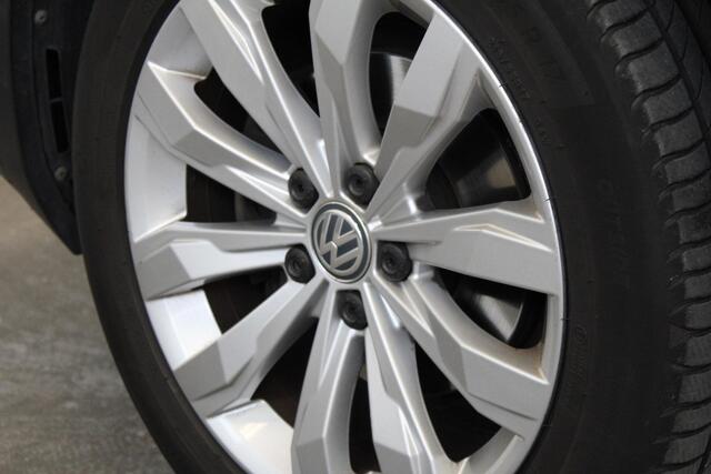 Volkswagen T-Roc 1.5 TSI Sport LED - Camera - Virtual - Trekhaak - Stoelverwarming