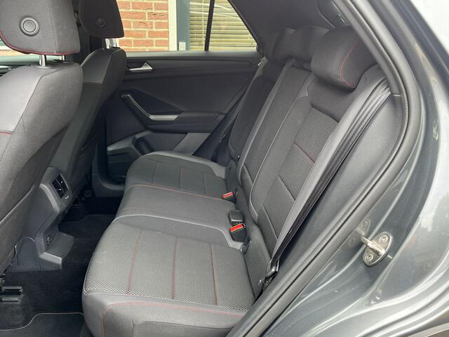 Volkswagen T-Roc 1.5 150pk TSI Sport Business. Adaptief Cruise, Virt Cock, Camera, Led Koplampen