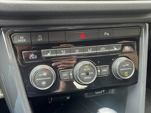 Volkswagen T-Roc 1.5 150pk TSI Sport Business. Adaptief Cruise, Virt Cock, Camera, Led Koplampen