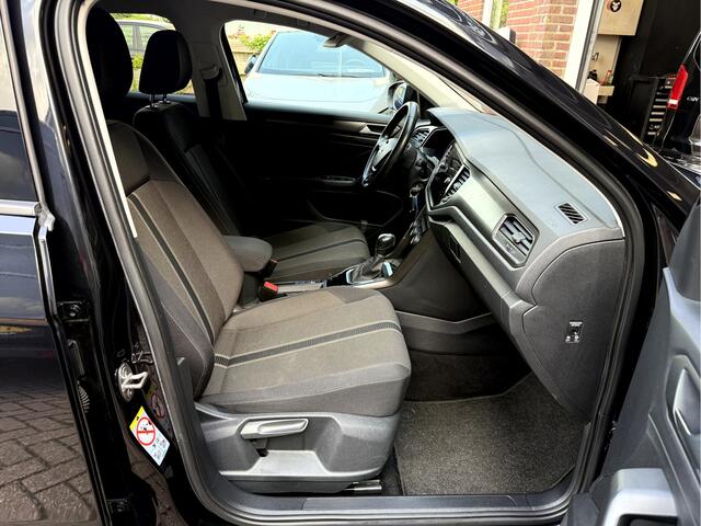 Volkswagen T-Roc 1.5 TSI Style Camera, App Connect, 17''Lmv