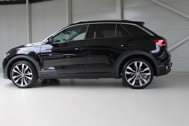 Volkswagen T-Roc 1.5 TSI Sport Business R | Navigatie | Panoramadak | PDC + Camera | LM'19