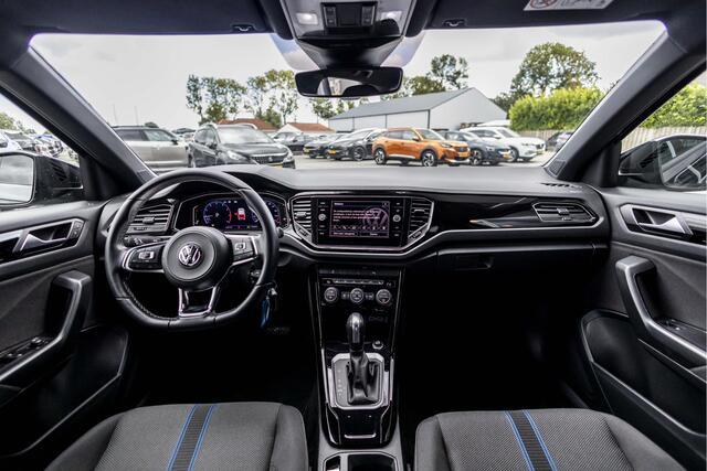 Volkswagen T-Roc 1.5 TSI Sport | Automaat | Afn. Trekhaak | ACC