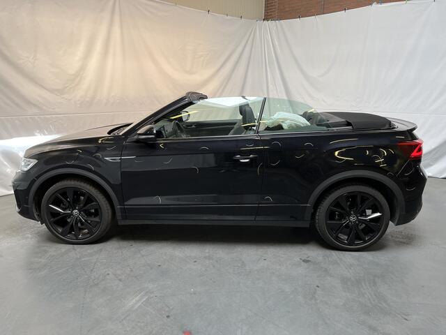 Volkswagen T-Roc Cabrio 1.5 TSI R-Line / AUTOMAAT/ 2X R-LINE/ TREKHAAK/ MATRIX/ 19" LMV/ ADAPT. CRUISE/ NAVI/ APP-CONNECT/ CLIMA/ RIJ-MODI/ PARK. SENSOREN + CAMERA/ STOEL-STUUR VERWARM.
