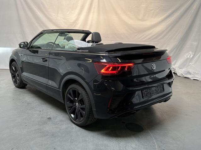 Volkswagen T-Roc Cabrio 1.5 TSI R-Line / AUTOMAAT/ 2X R-LINE/ TREKHAAK/ MATRIX/ 19" LMV/ ADAPT. CRUISE/ NAVI/ APP-CONNECT/ CLIMA/ RIJ-MODI/ PARK. SENSOREN + CAMERA/ STOEL-STUUR VERWARM.