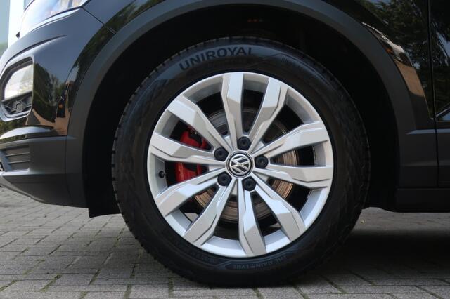 Volkswagen T-Roc 1.5 TSI 150PK, Trekhaak, Apple Carplay/ Android Auto, etc.