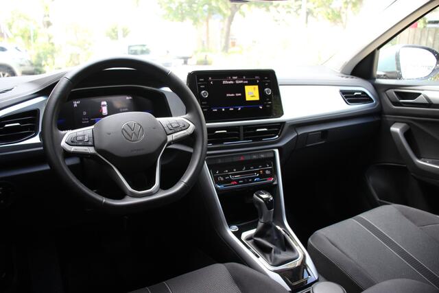 Volkswagen T-Roc 1.5 TSI Life Edition DSG Automaat | PDC | Keyless |