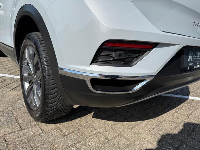 Volkswagen T-Roc 1.5 TSI Sport | DSG | Pano dak | Trekhaak | Navi