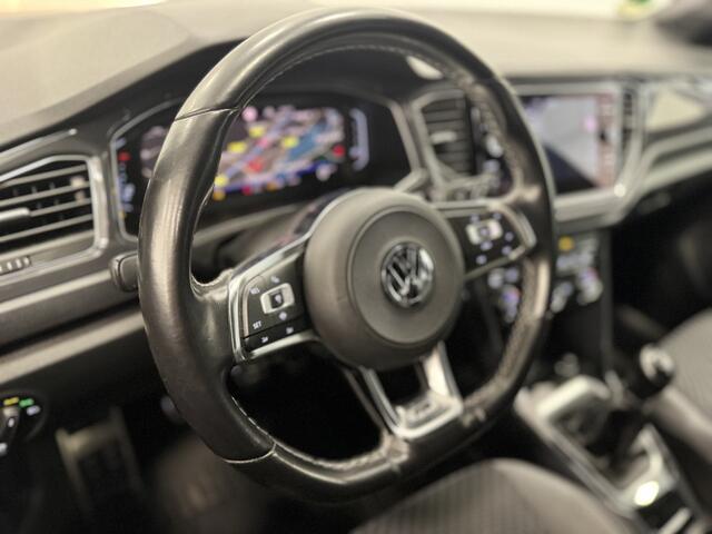 Volkswagen T-Roc 1.5 TSI 150pk R-LINE | 2x R-LINE | NAVI | ELEKTR. KLEP