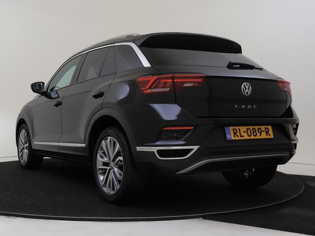 Volkswagen T-Roc 1.5 TSI 150pk Sport | Navigatie | Sportstoelen | Executive Pakket