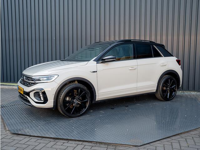 Volkswagen T-Roc 1.5 TSI R-Line Business | Panodak | Trekhaak | Elk. A-klep | Keyless | IQ Light | 19'' | Side Assist | Prijs Rijklaar!!