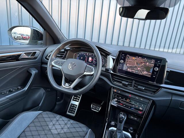 Volkswagen T-Roc 1.5 TSI R-Line Business | Panodak | Trekhaak | Elk. A-klep | Keyless | IQ Light | 19'' | Side Assist | Prijs Rijklaar!!